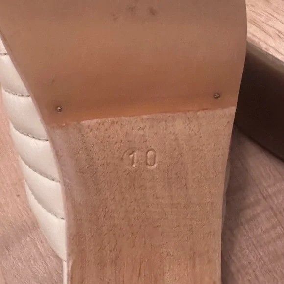 Rare Cream Beklina Ribbed Leather Clogs 10 Worn Once! - Picture 5 of 8